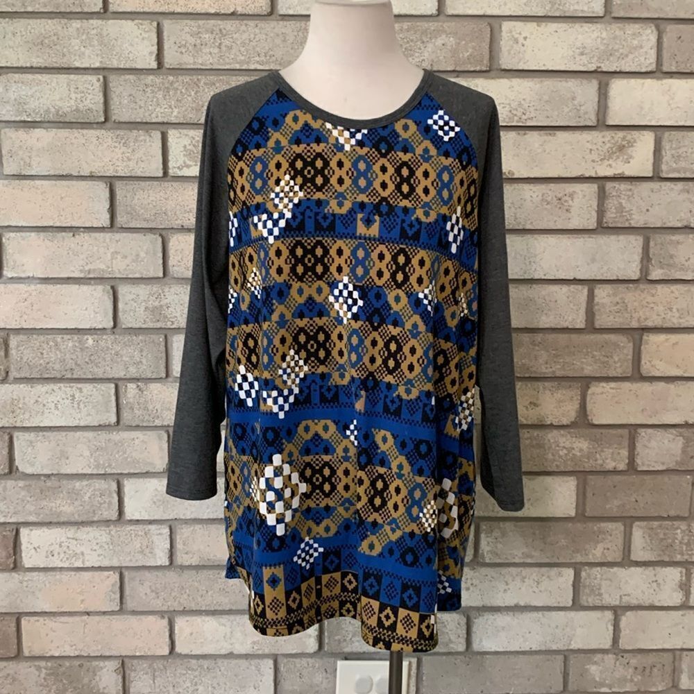 3for$20 top 3xl runs smaller towards 2xl